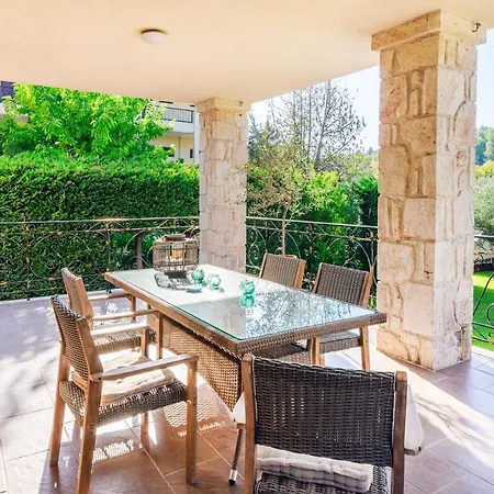 Bz House בית נופש פוסידי