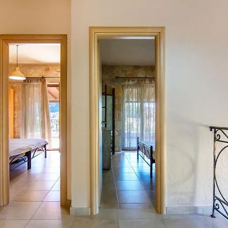 Bz House *