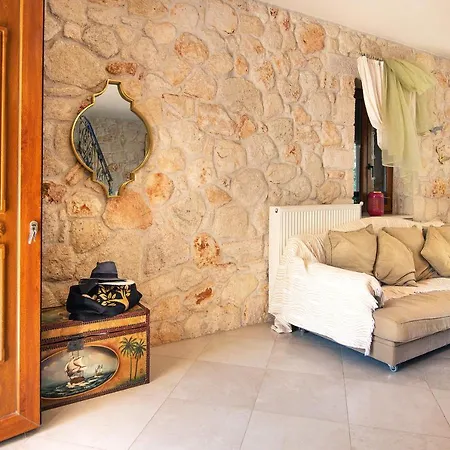 Bz House *