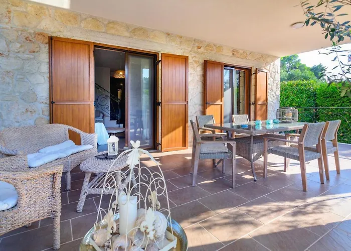 Bz House Semesterbostad