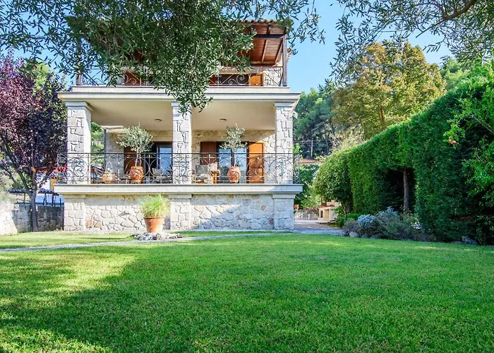 Bz House Semesterbostad Possidi