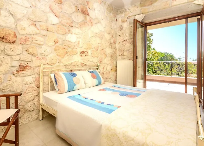 Semesterbostad Bz House *